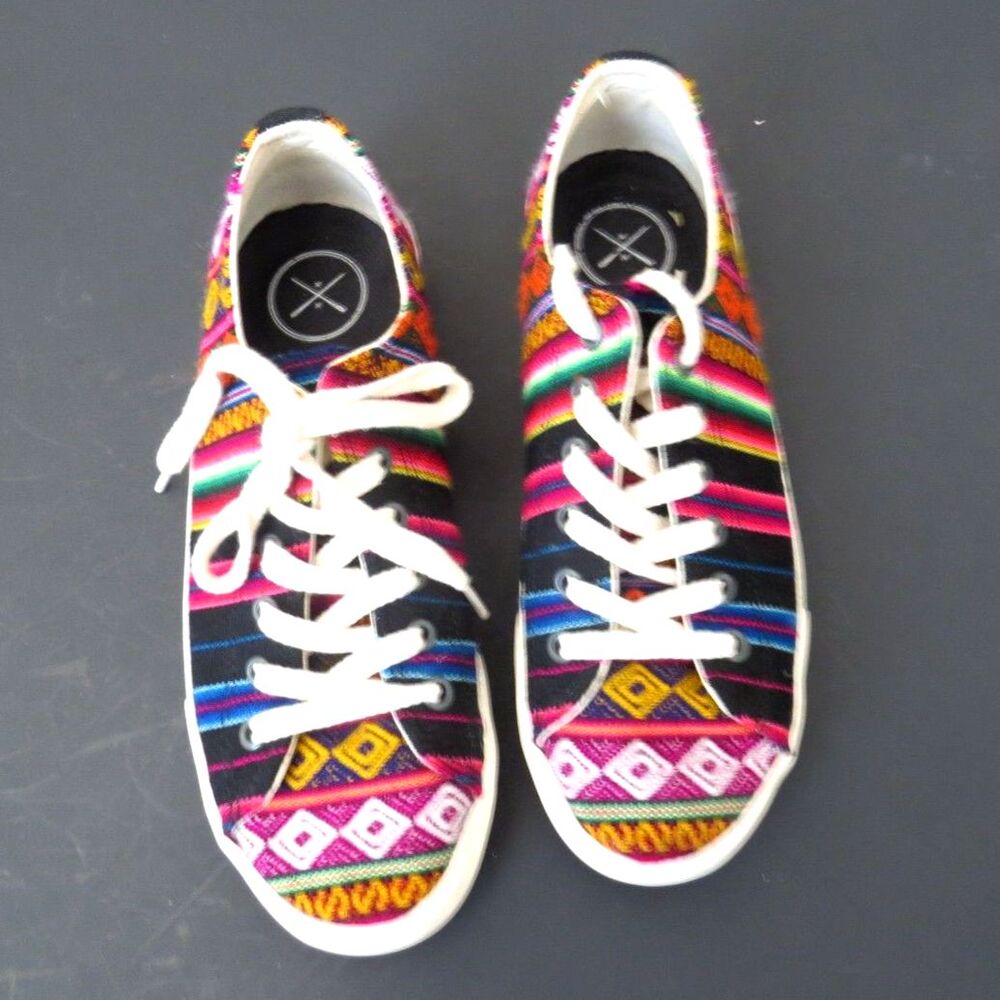 Inkkas Women's Black Spectrum Low Top Boho Artisan Made 7 EUC